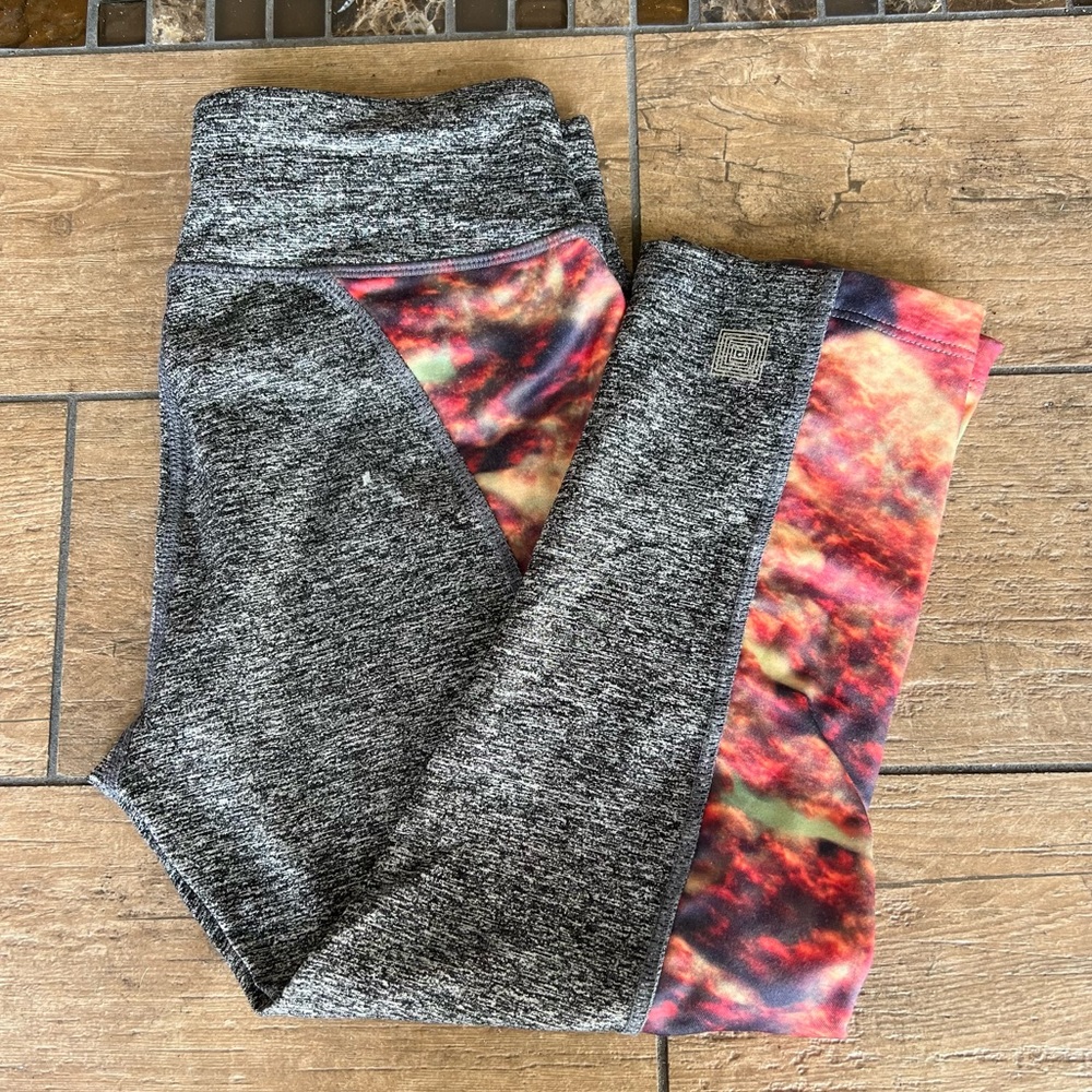 Lularoe Jade Capri (Workout) Legging